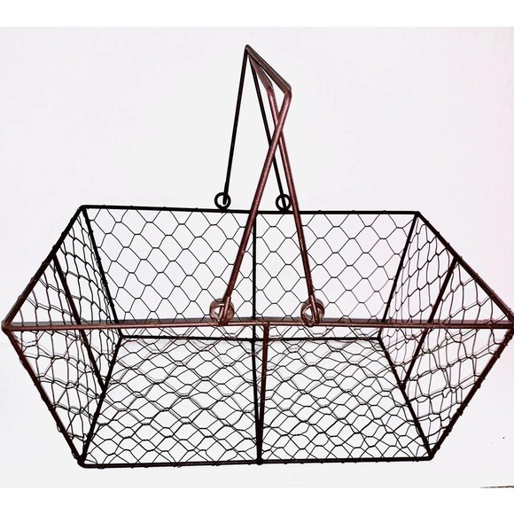 Vintage Chicken Wire Basket - Picture 3 of 6